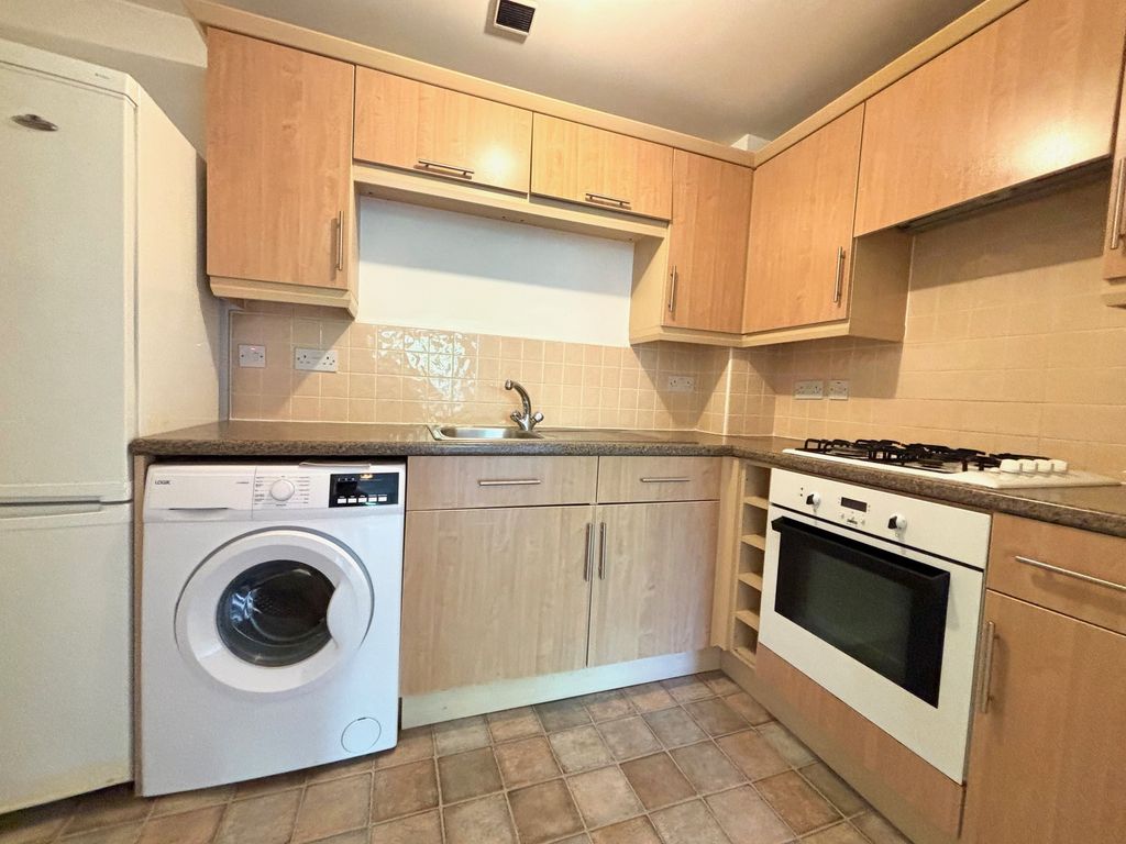 Property photo 2 of 6