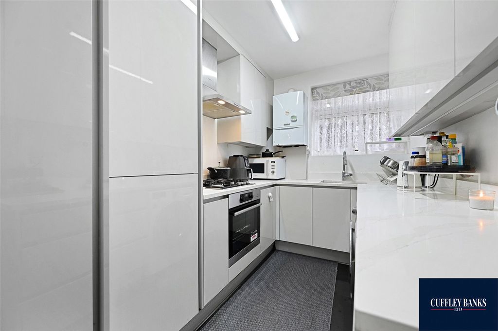 Property photo 3 of 8 Picture No. 03