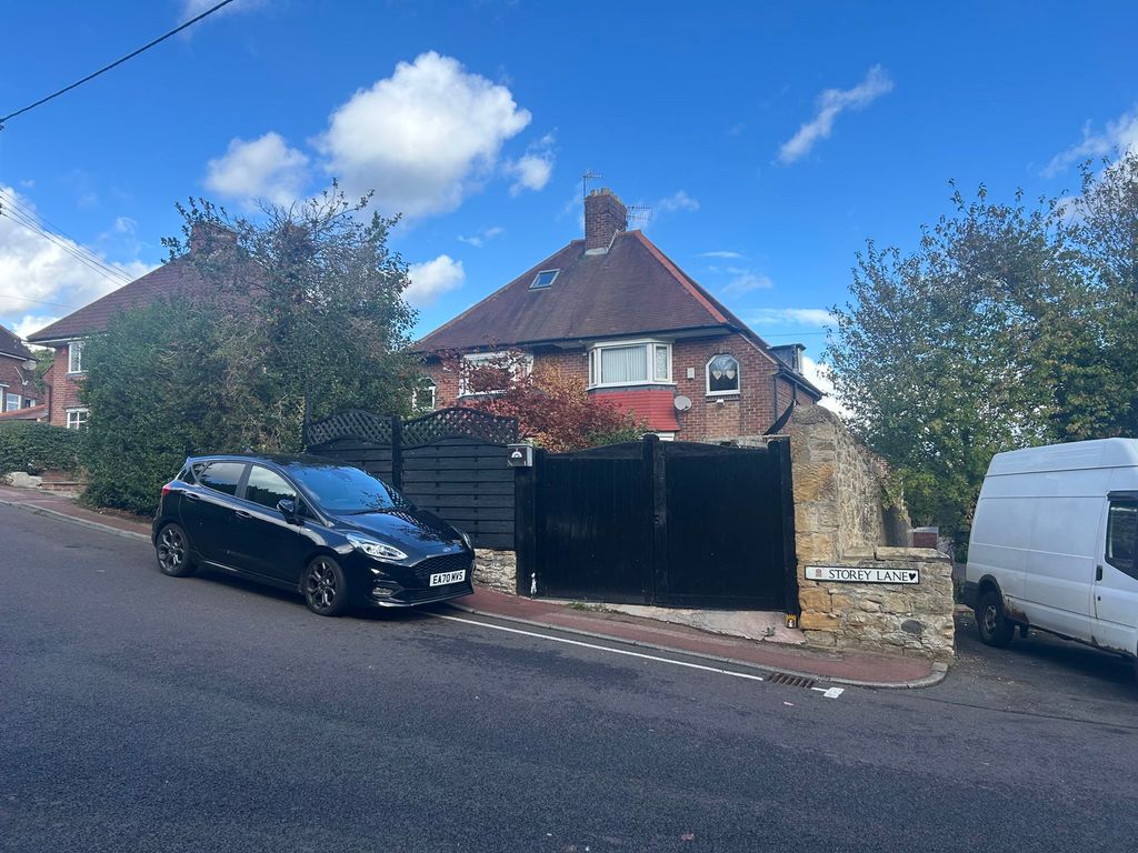 Property photo 1 of 1