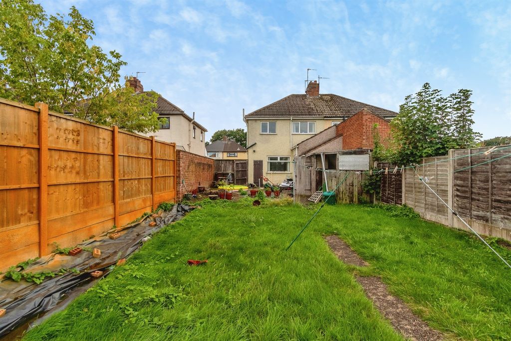 Property photo 2 of 17