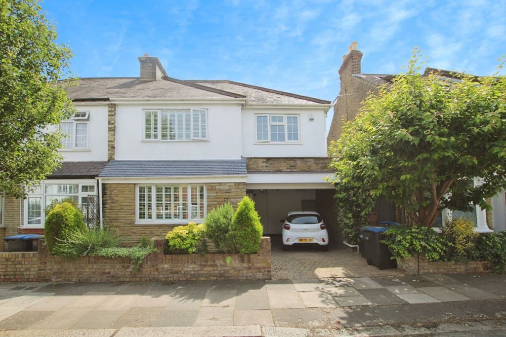 Property photo 1 of 21