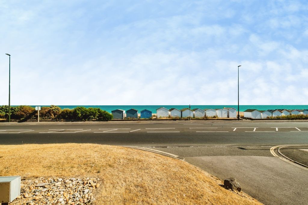 Property photo 1 of 18 Pbox-Img.Jpg