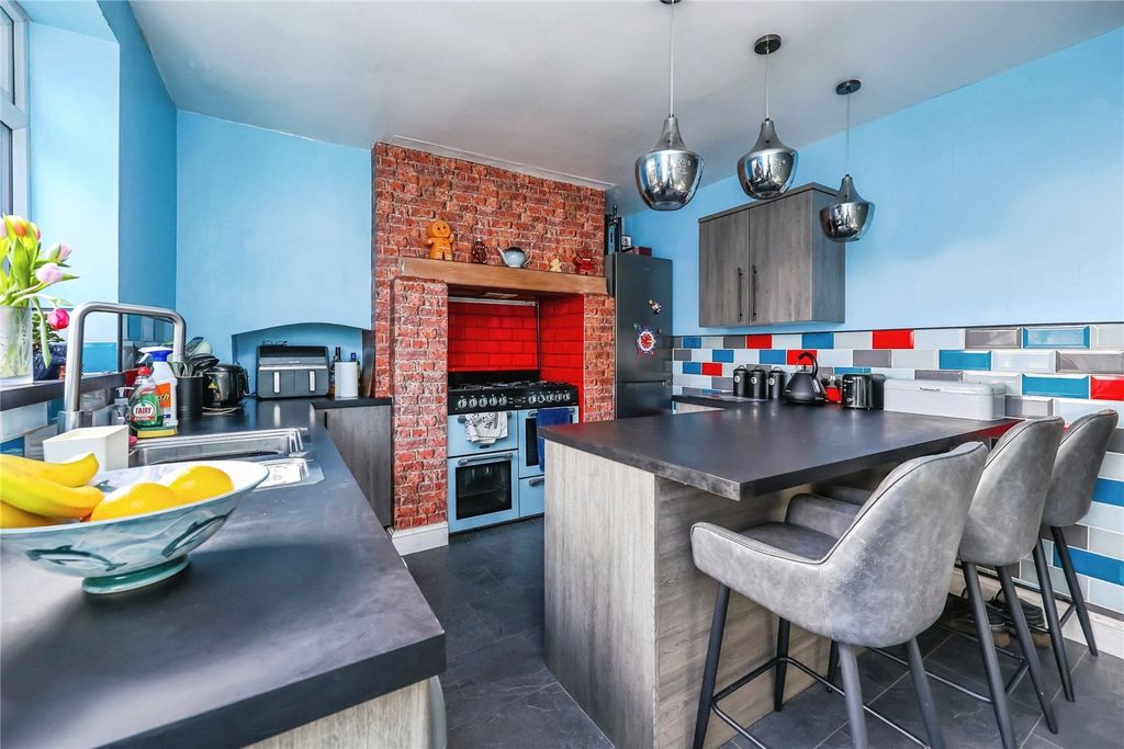 Property photo 3 of 23 Picture No. 01