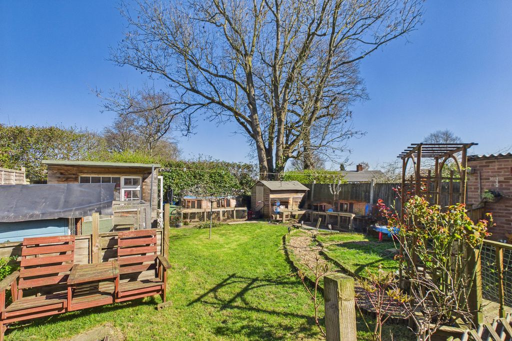 Property photo 3 of 23