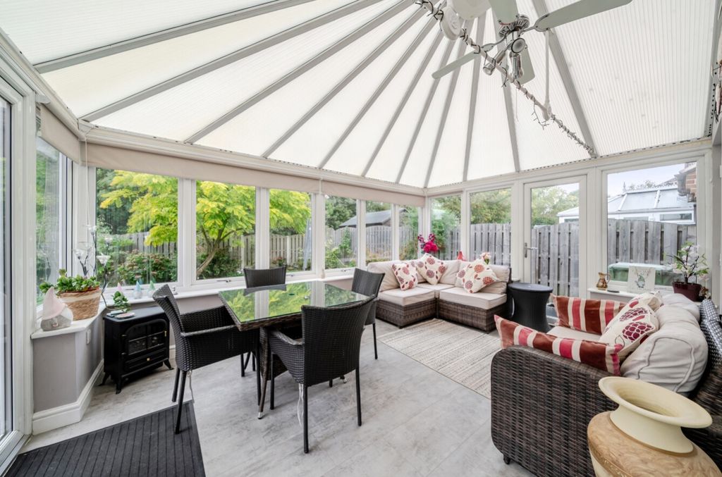 Property photo 3 of 18 Large Conservatory