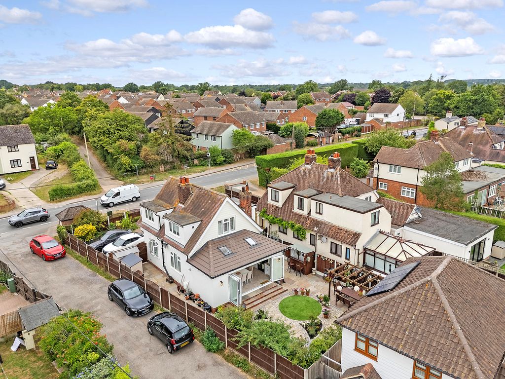 Property photo 3 of 24 Hillington3