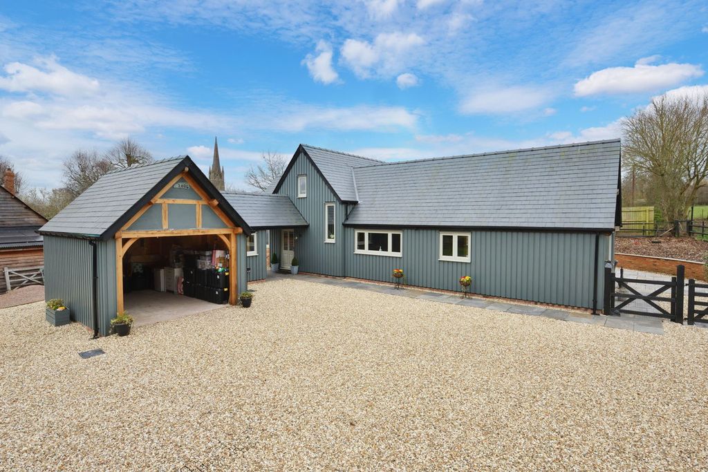 Property photo 1 of 43