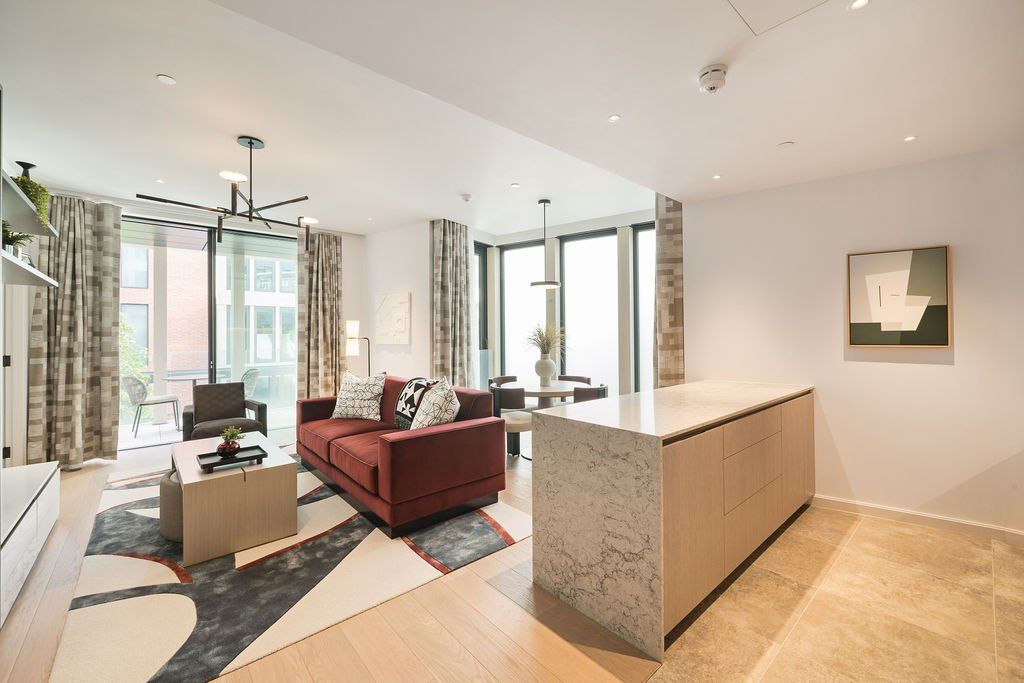 Property photo 1 of 16 Reception Room