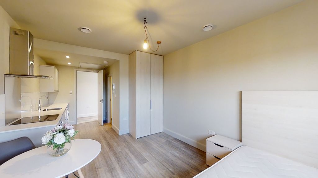 Property photo 1 of 5 Photo