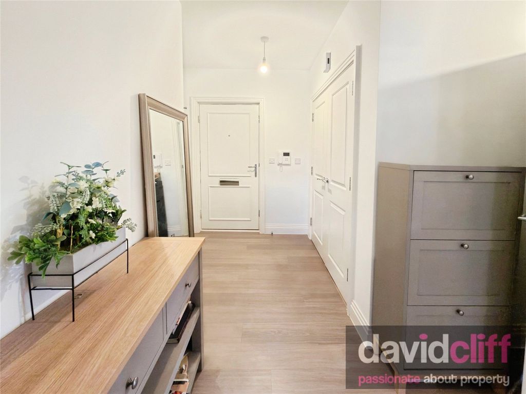 Property photo 1 of 13 Picture No. 11