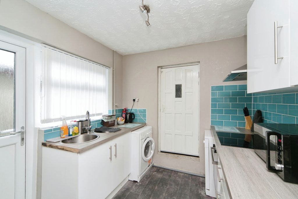 Property photo 3 of 17 Photography