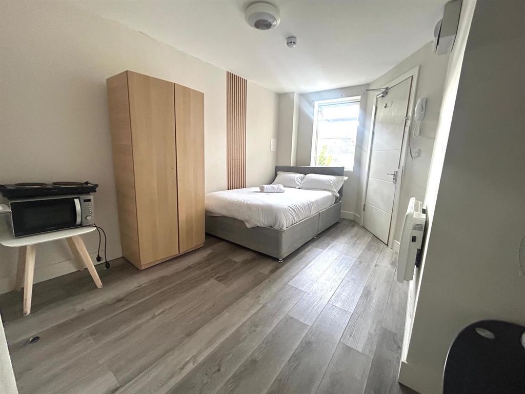 Property photo 1 of 2 d6dc7F5d-9104-47c6-Aaaf-94Fe0E90Fce2.Jpg