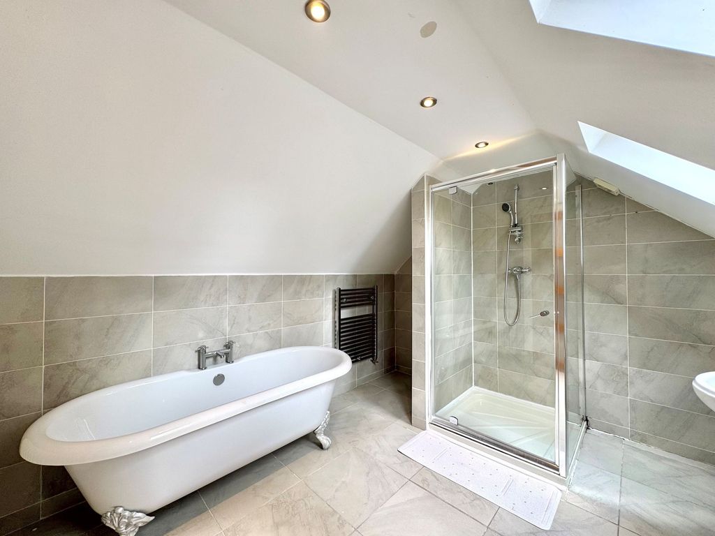 Additional image 44 of 5 bed property for saleSouthwood, Monkton KA9