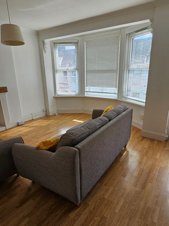 Property photo 3 of 9