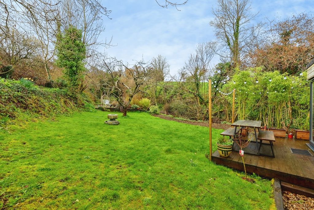 Property photo 2 of 20 Pbox-Img.Jpg