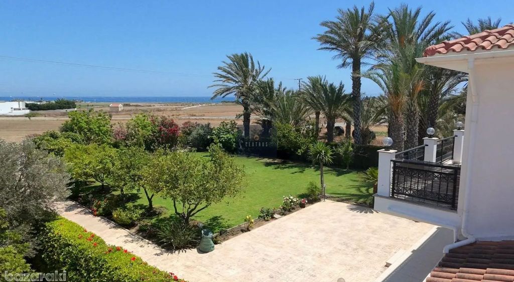 Property photo 1 of 9