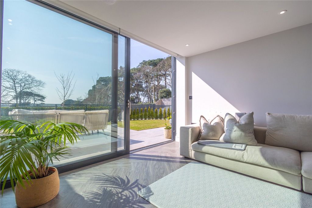 Additional image 5 of 2 bed flat for saleChaddesley Glen, Poole, Dorset BH13