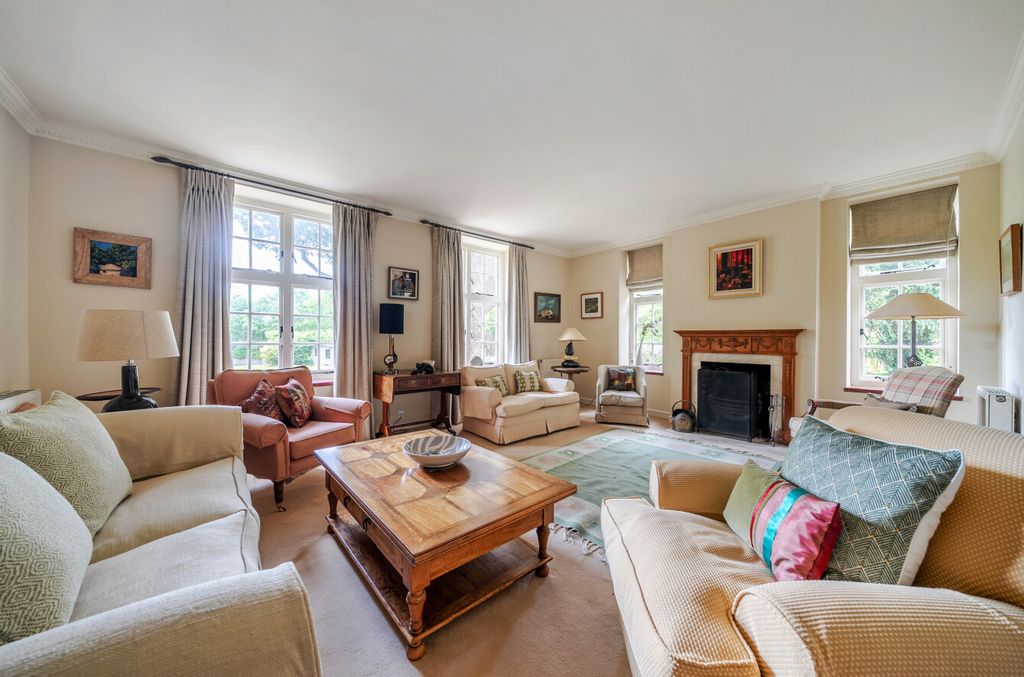 Property photo 2 of 25 1457369-11-6A05F4...