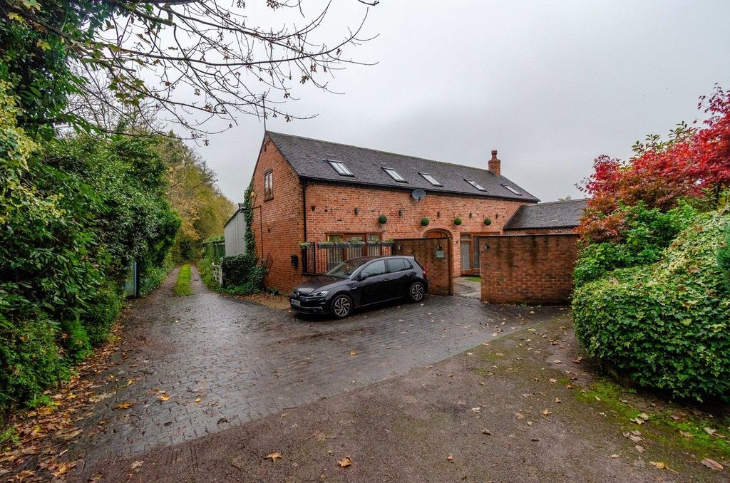 Property photo 2 of 42 Picture No. 26