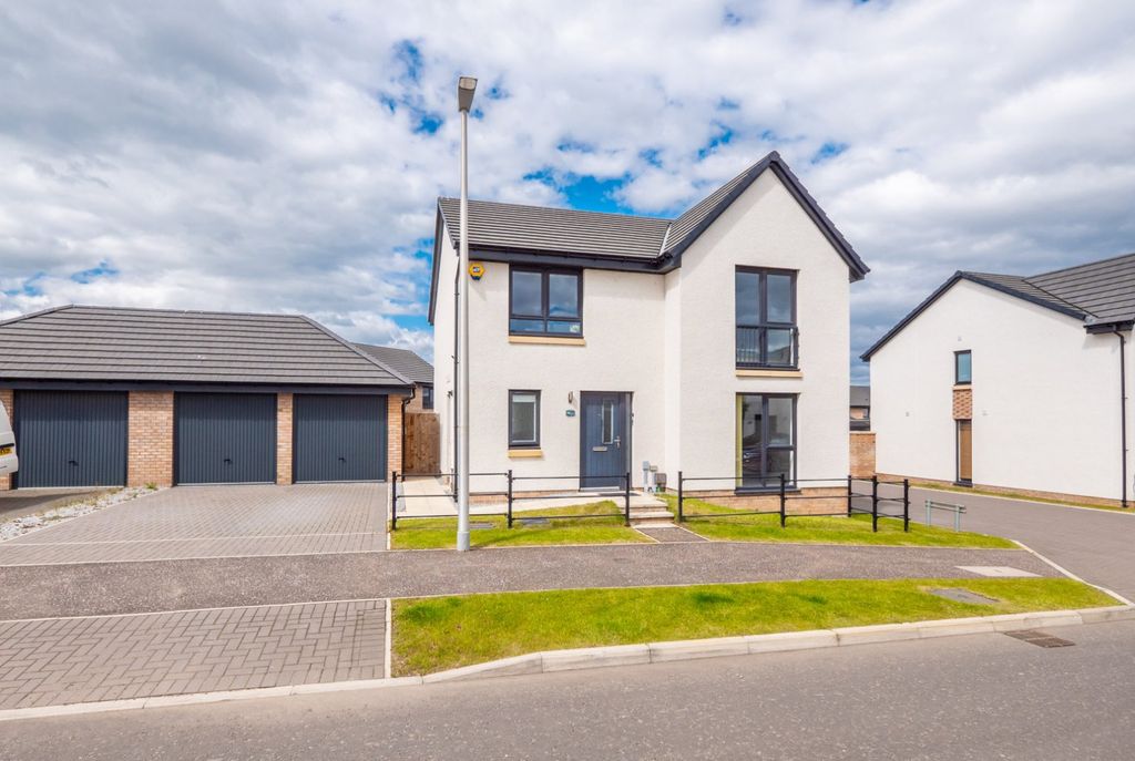 Property photo 1 of 28 Photo 1