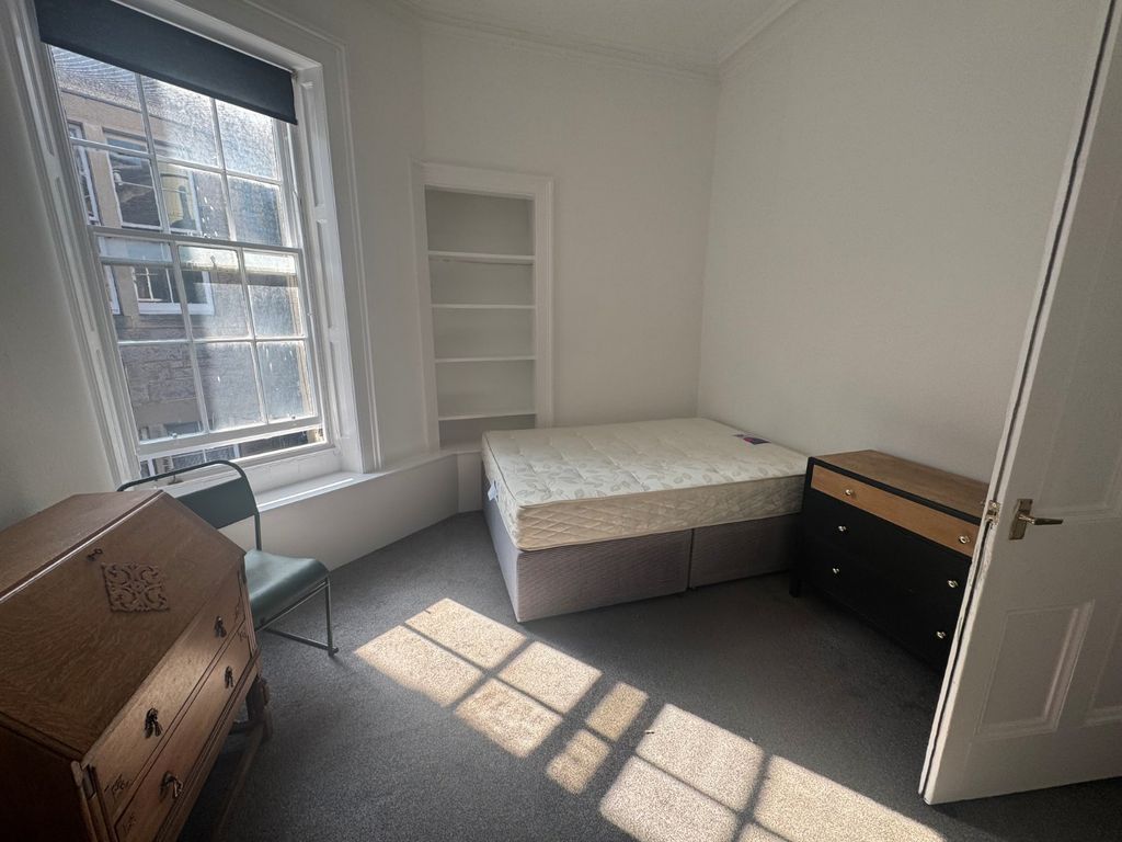 Property photo 3 of 11 Photo 3