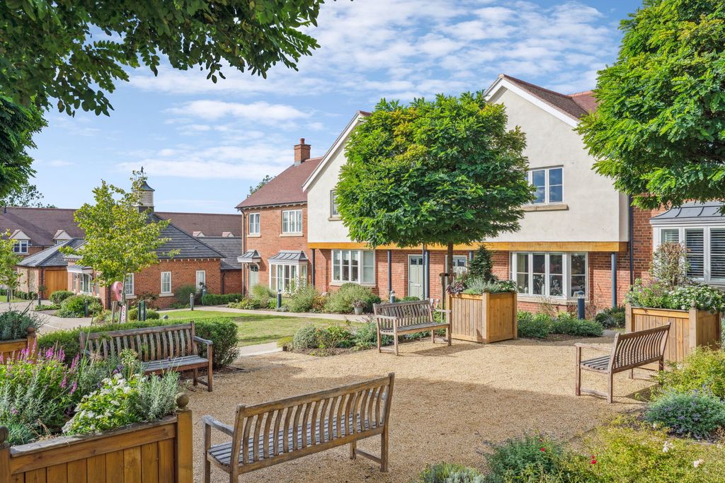 Property photo 1 of 23