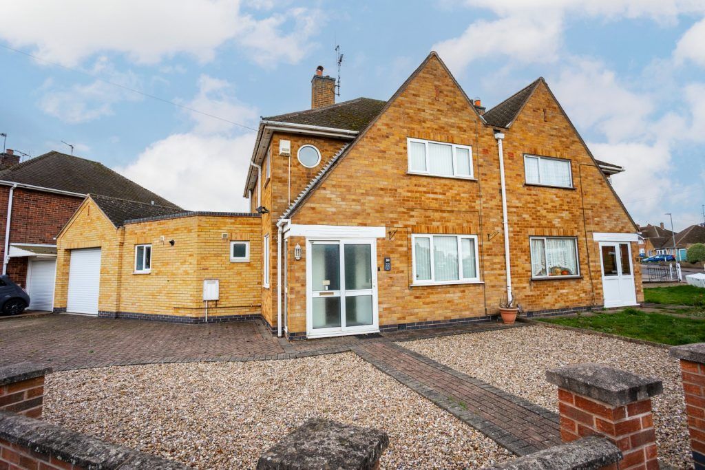 Property photo 1 of 24