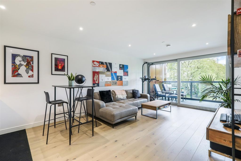 Property photo 1 of 11 5A1A6787.Jpg