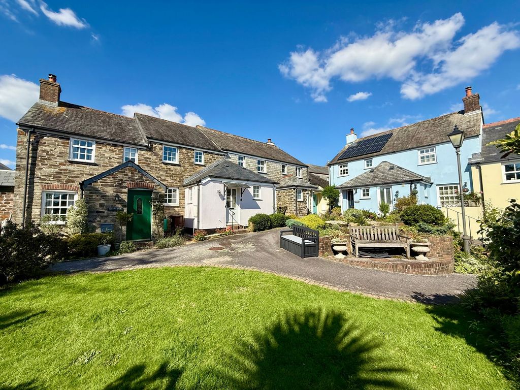 Property photo 3 of 13