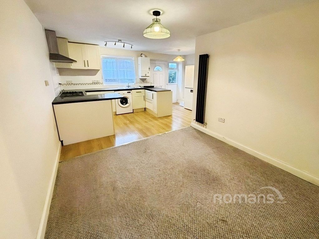 Property photo 2 of 8 Picture No. 10