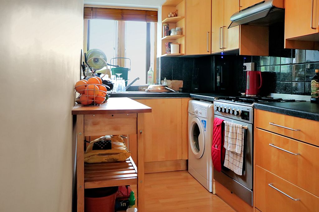 Property photo 3 of 5