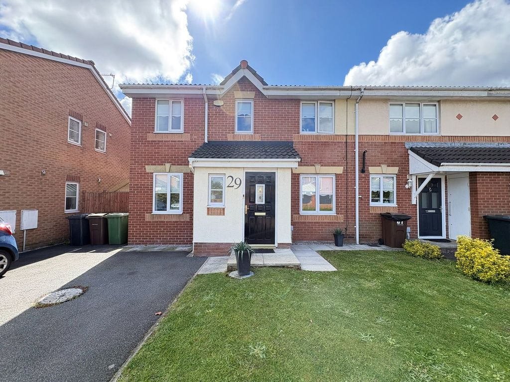 Property photo 1 of 32