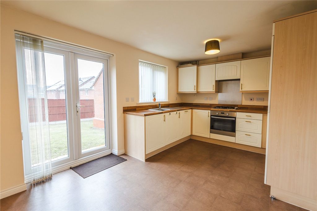 Property photo 2 of 26 Picture No. 06