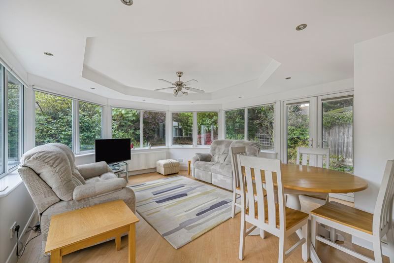 Property photo 3 of 36 Photo 9