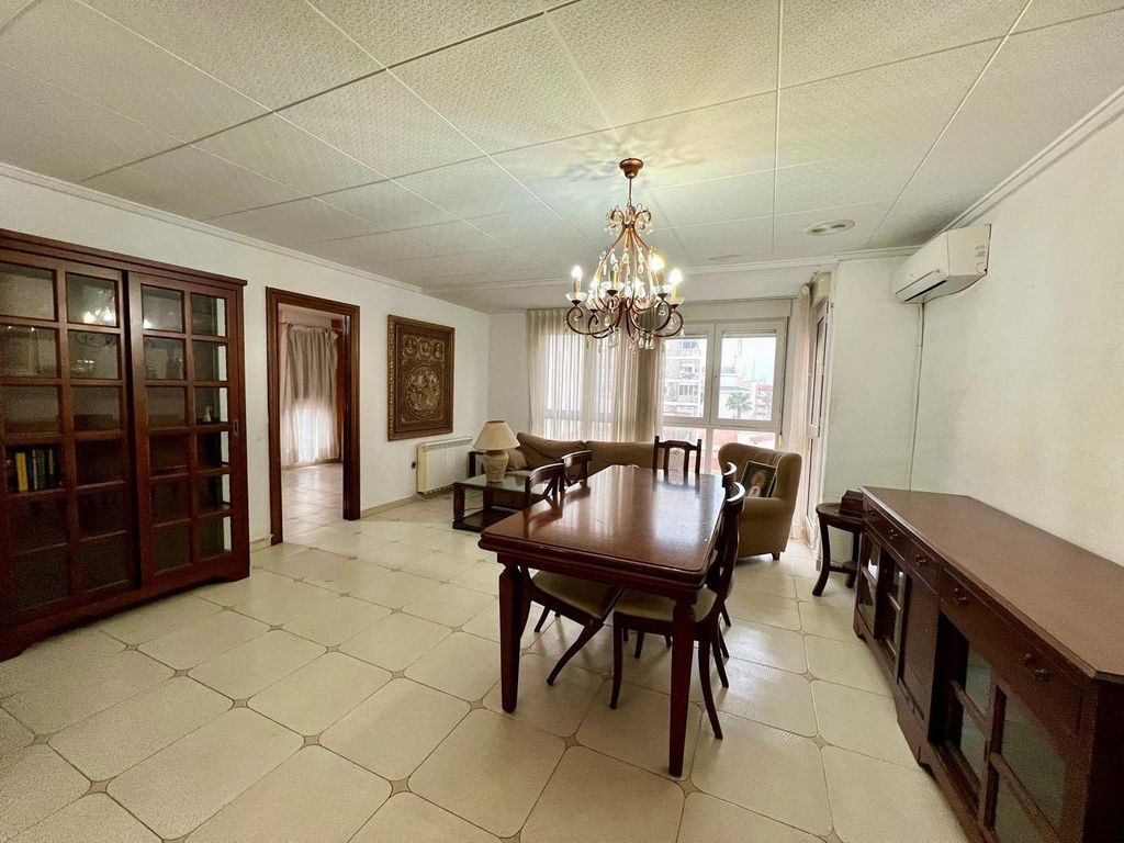 Property photo 1 of 33