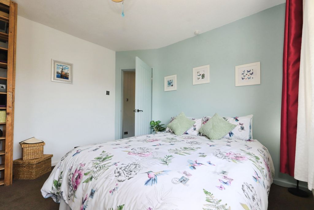 Additional image 16 of 3 bed semi-detached house for saleHolmwood Avenue, Kidderminster DY11
