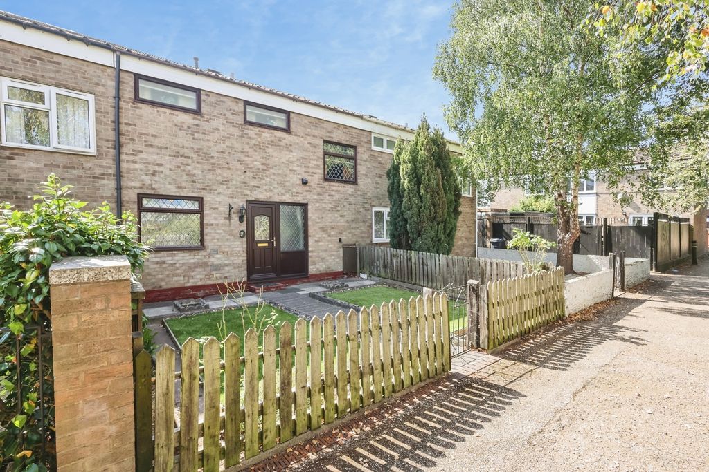 Property photo 2 of 19 Pbox-Img.Jpg