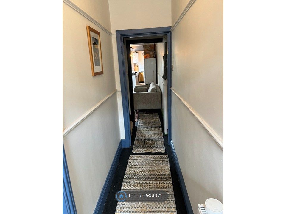 Property photo 2 of 17 Entrance