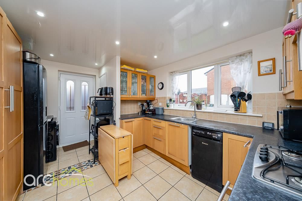 Property photo 3 of 31 Dsc09112-Edit.Jpg