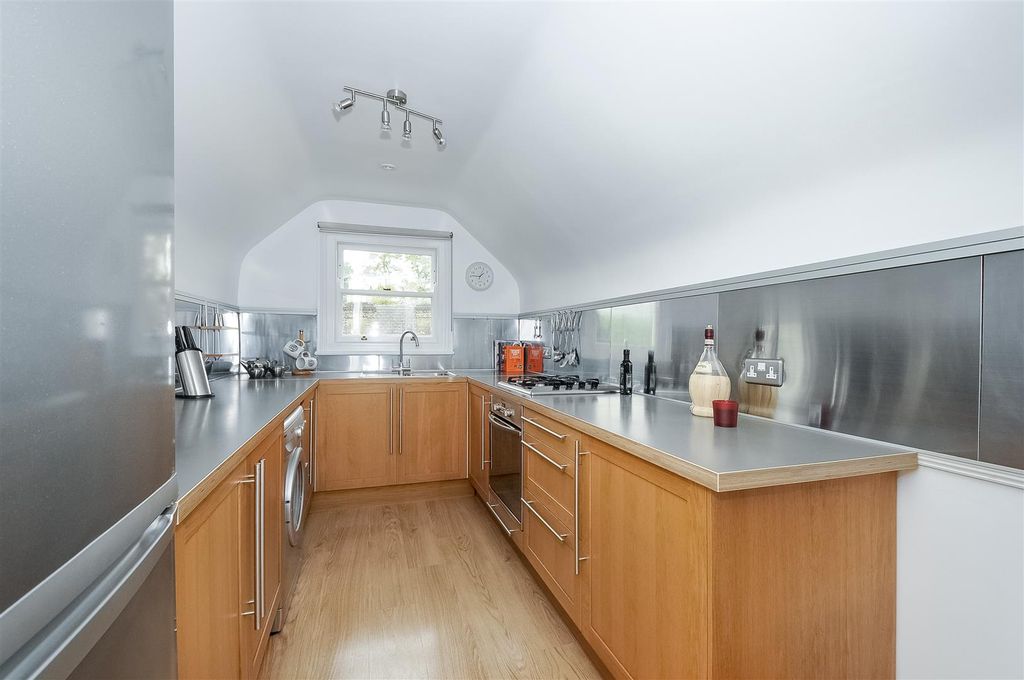 Property photo 3 of 8 62738 (7).Jpg