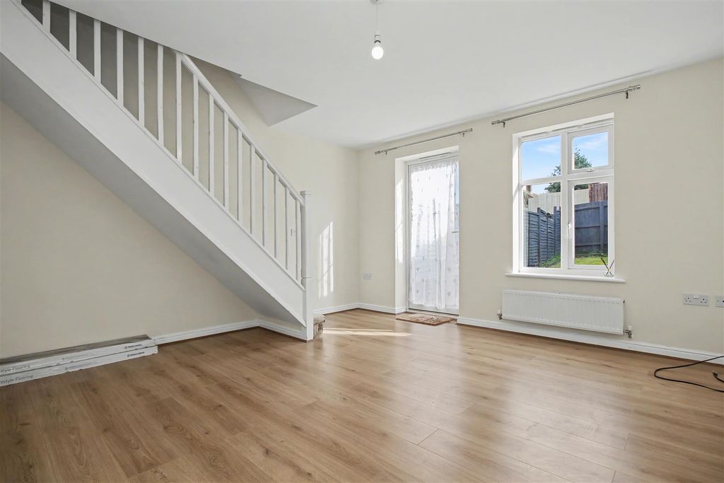 Property photo 2 of 9 Img_5581.Jpg