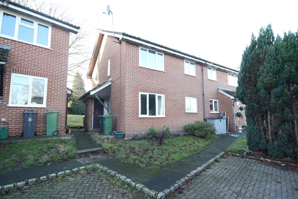 Property photo 1 of 5