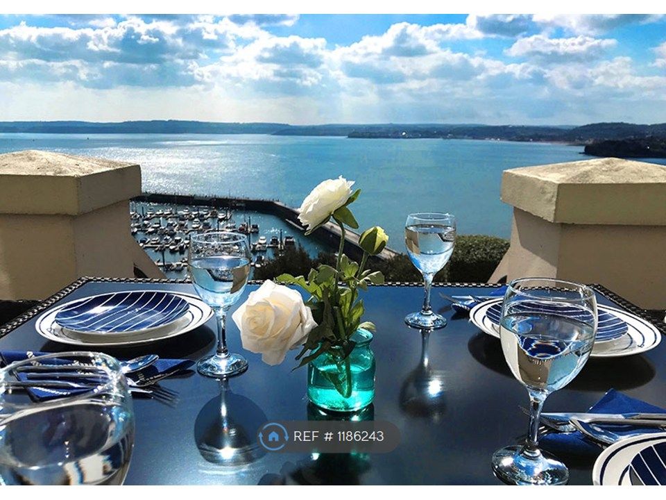 Property photo 2 of 11 Terrace Dining Table