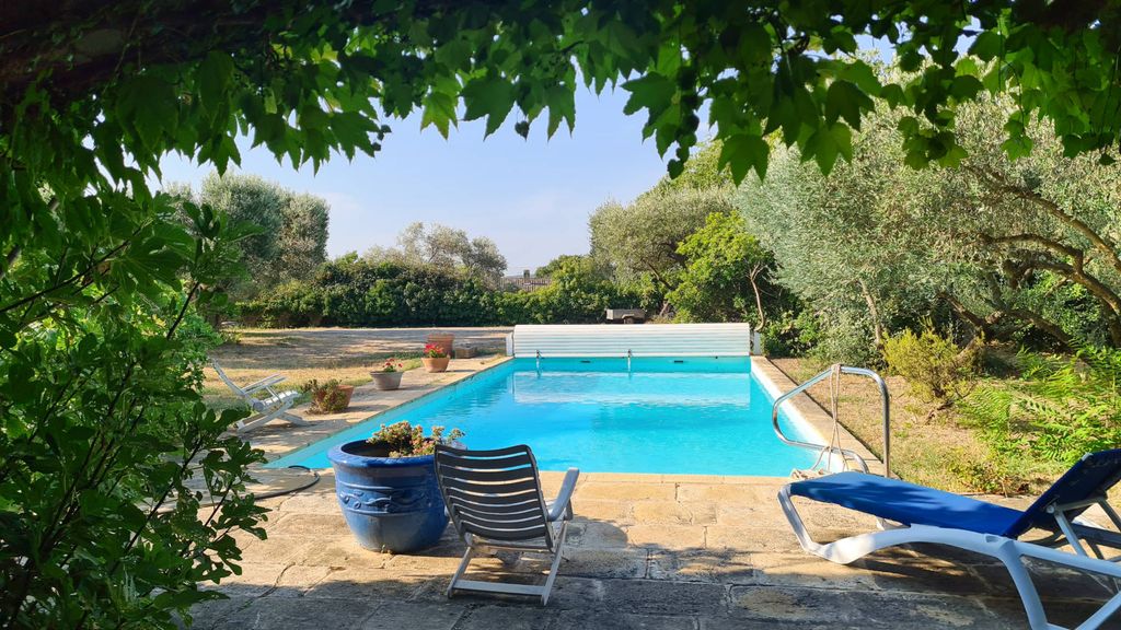 Property photo 1 of 21