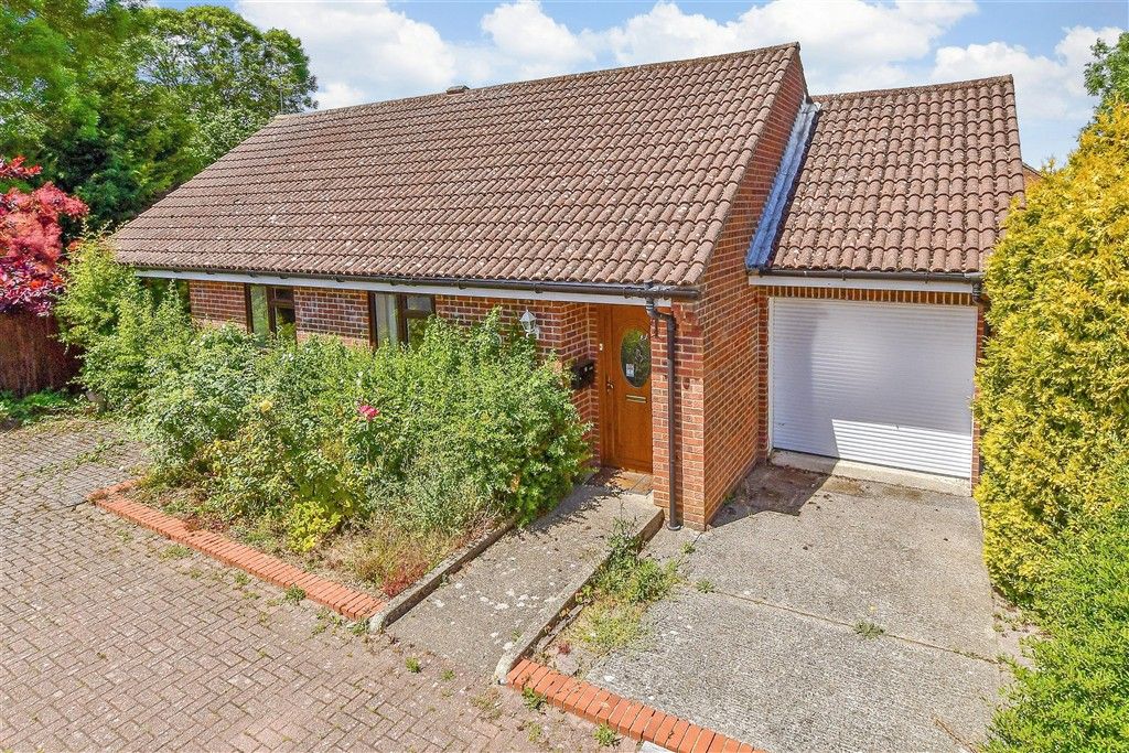 Property photo 1 of 11 External (Web)