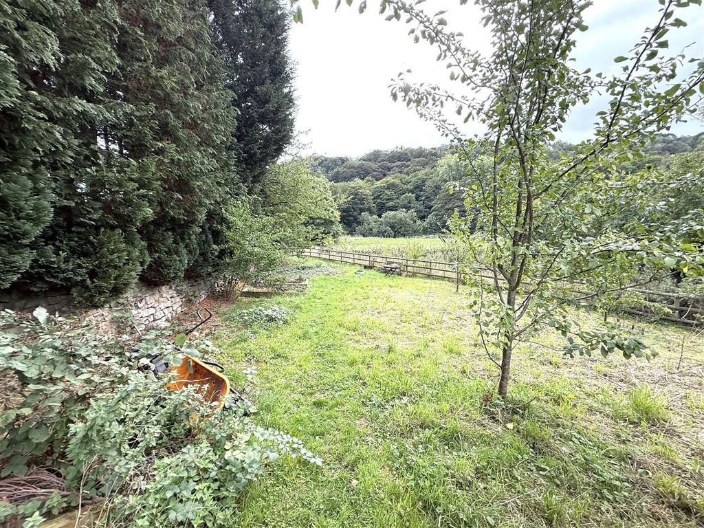 Property photo 3 of 18 Chase 4.Jpg