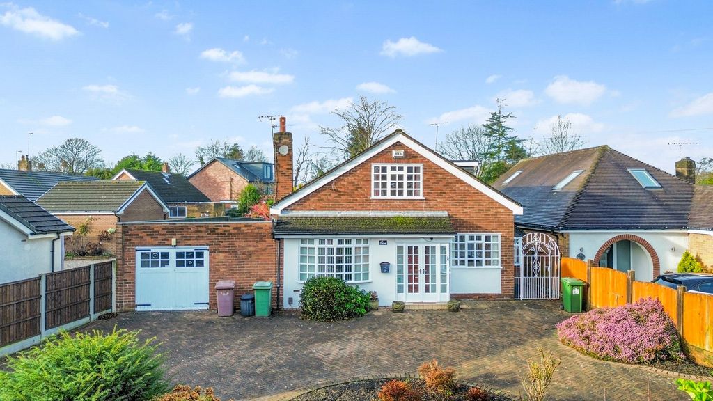 Property photo 1 of 31