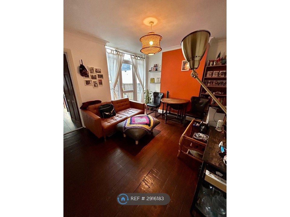 Property photo 3 of 21