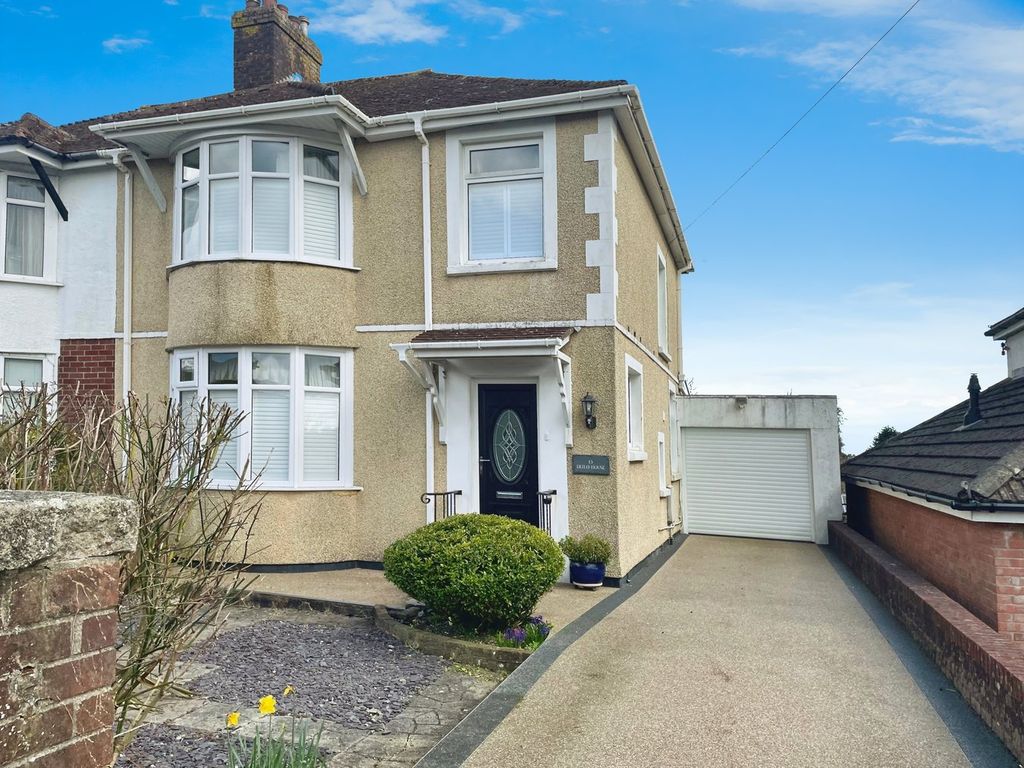 Property photo 1 of 16