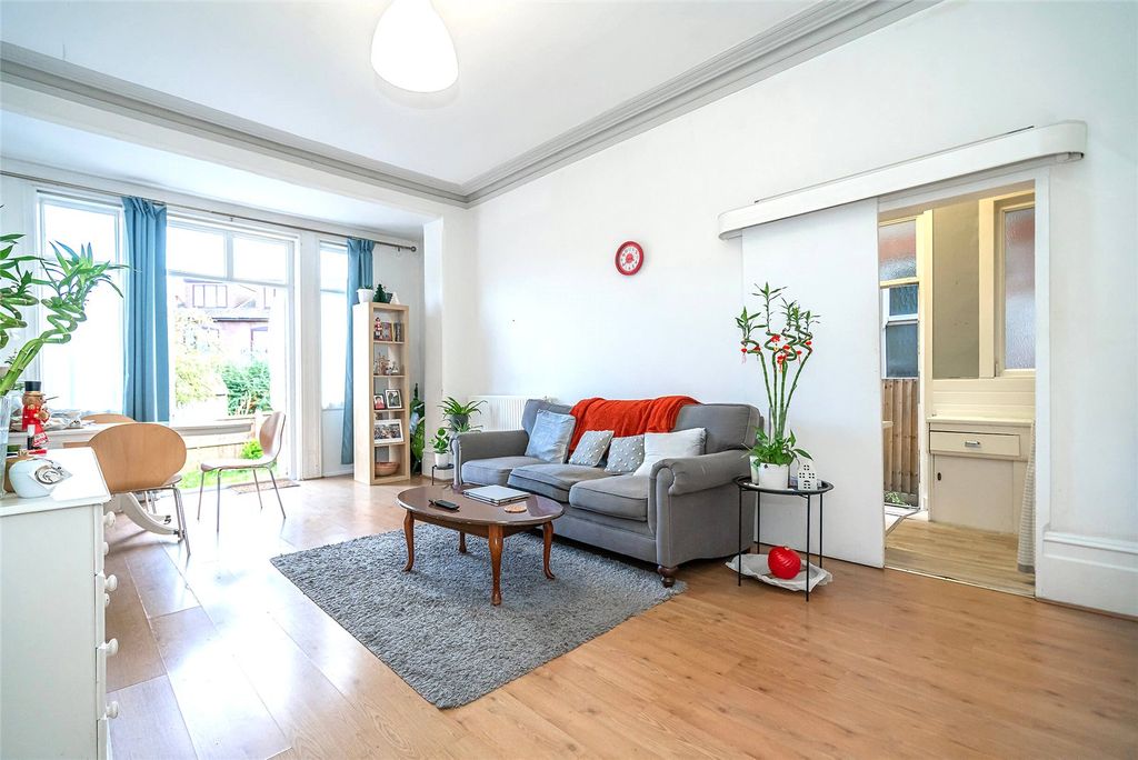 Property photo 3 of 14 Reception A